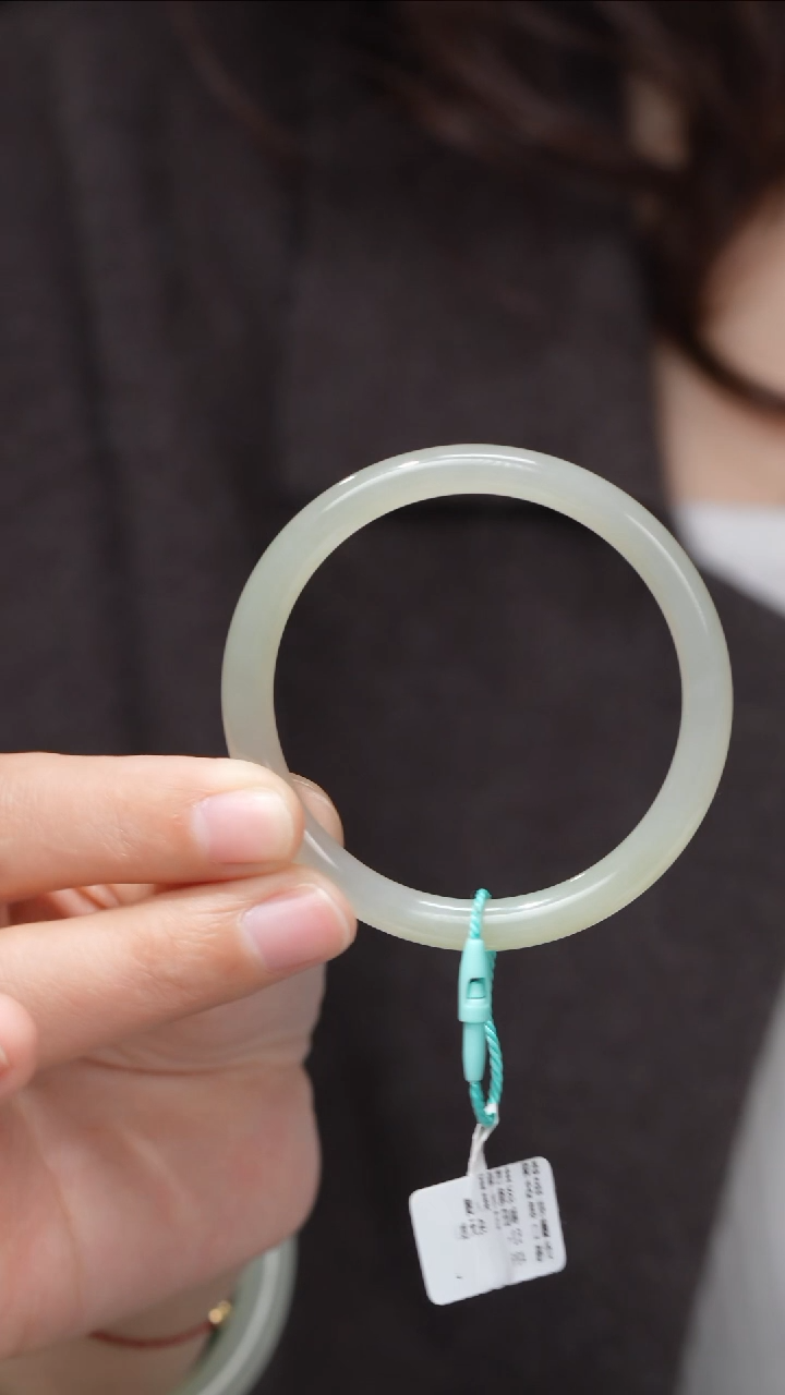 【闪购商品】和田玉手镯未镶嵌116