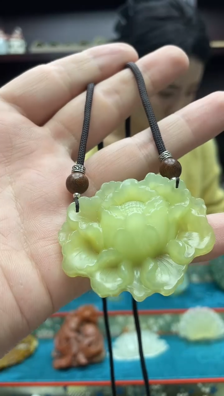 未镶嵌岫玉吊坠多样性发*货拍一发一