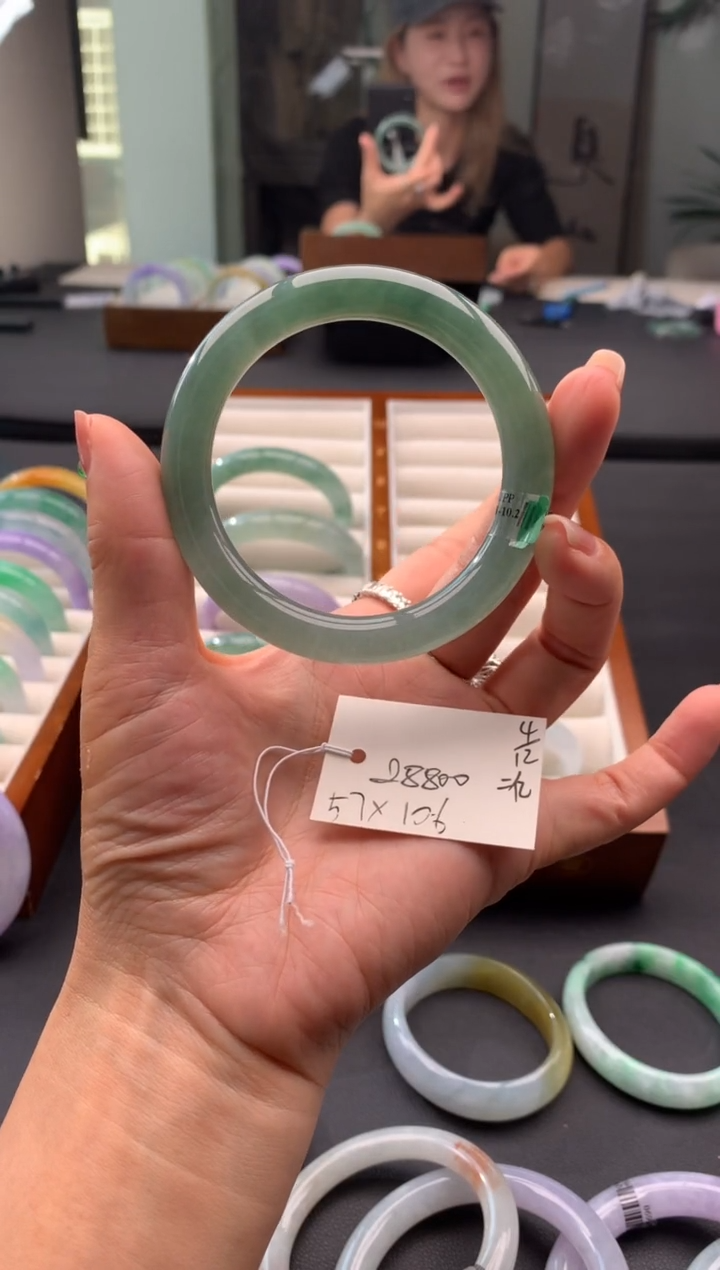 未镶嵌手镯翡翠翡翠手镯 下单联系小耳机#