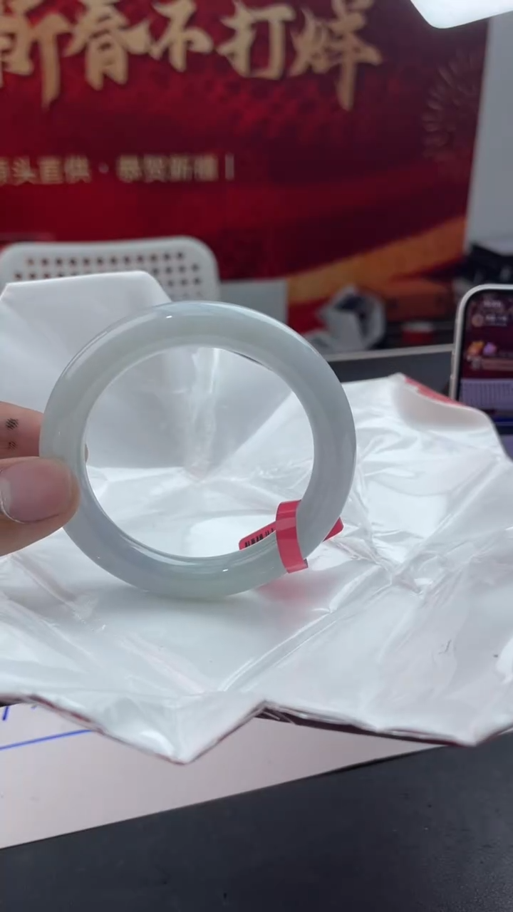 【闪购商品】翡翠手镯未镶嵌18翡翠手镯