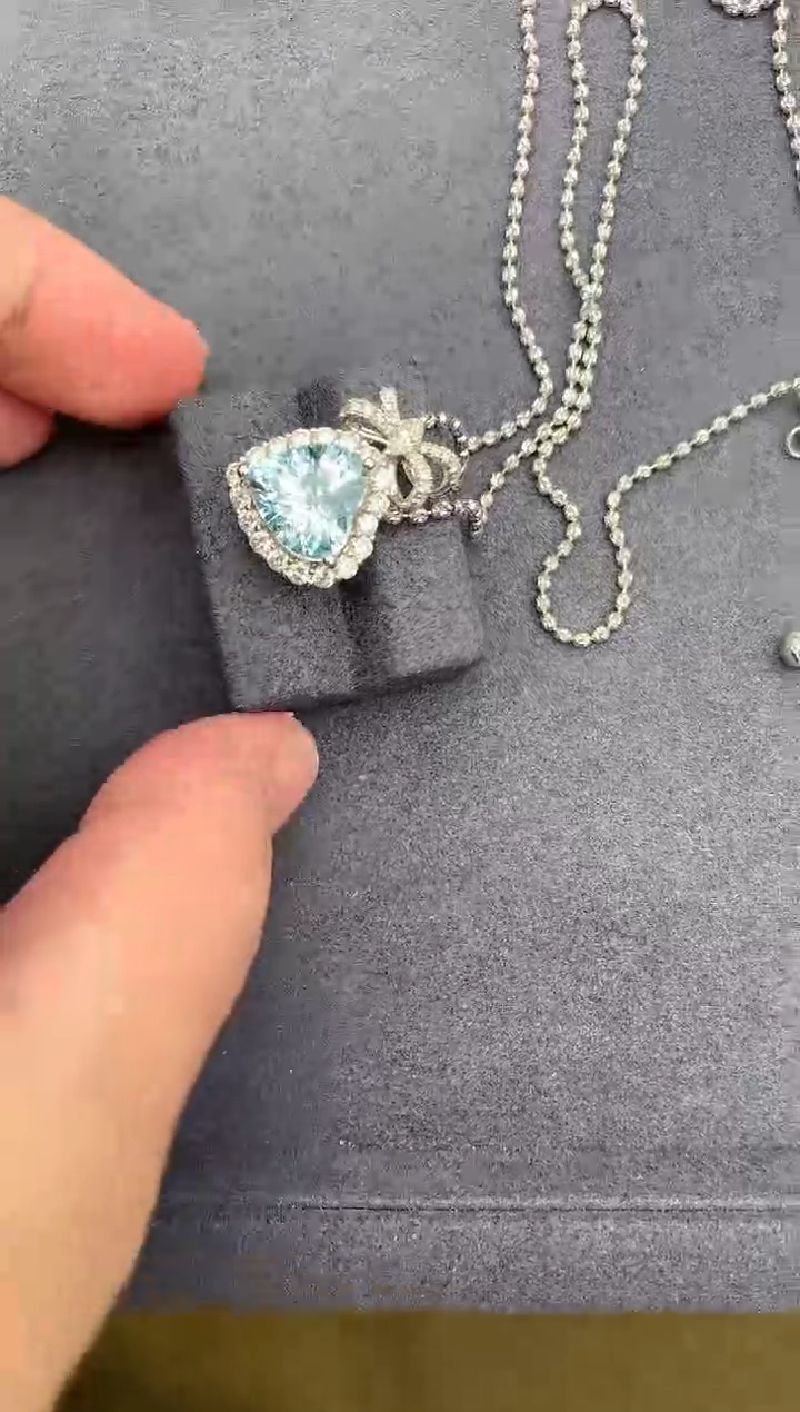 【闪购商品】海蓝宝石颈饰18K金镶嵌2.8ct海蓝宝项链