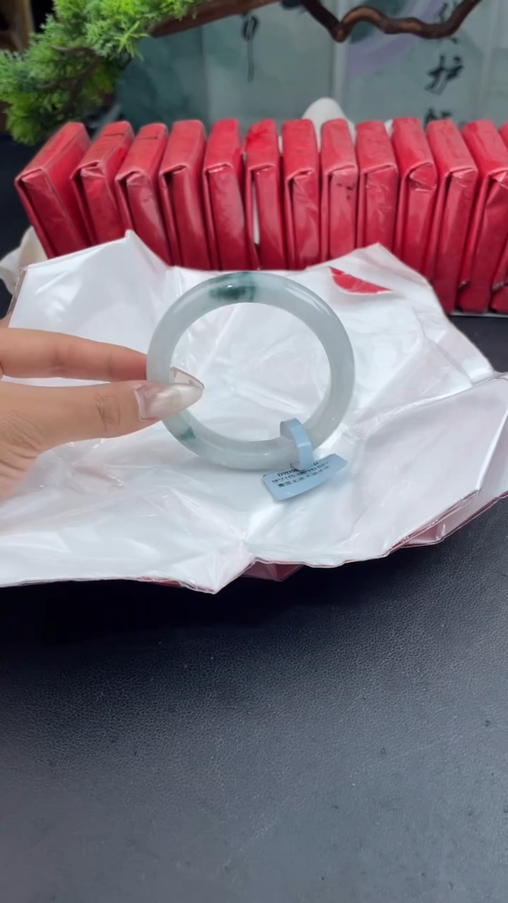 【闪购商品】翡翠手镯未镶嵌2翡翠手镯