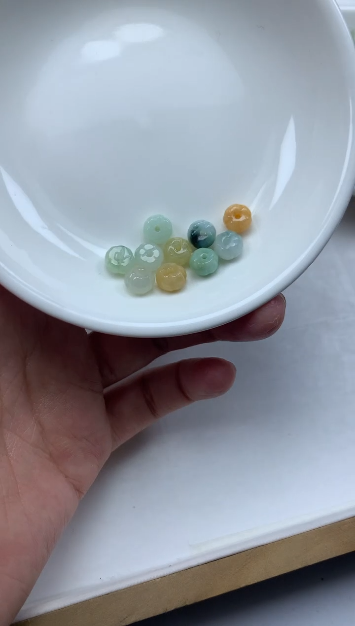 【闪购商品】翡翠散珠翡翠散珠多样性发货