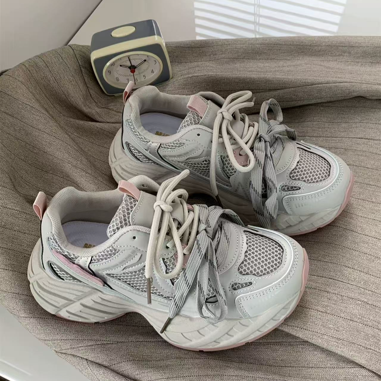 2025新款透气运动鞋轻便休闲跑步鞋百搭舒适老爹鞋-2416