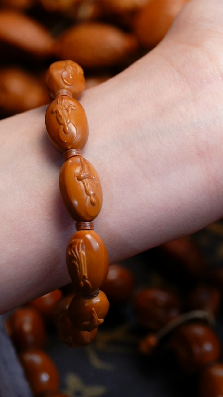 【闪购商品】橄榄核吊坠苏工橄榄核