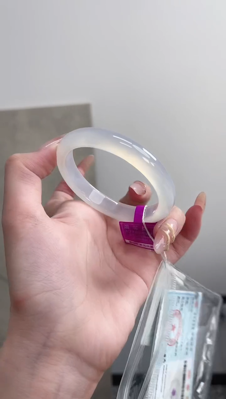 【闪购商品】玛瑙/玉髓手镯未镶嵌55圈 需要包容