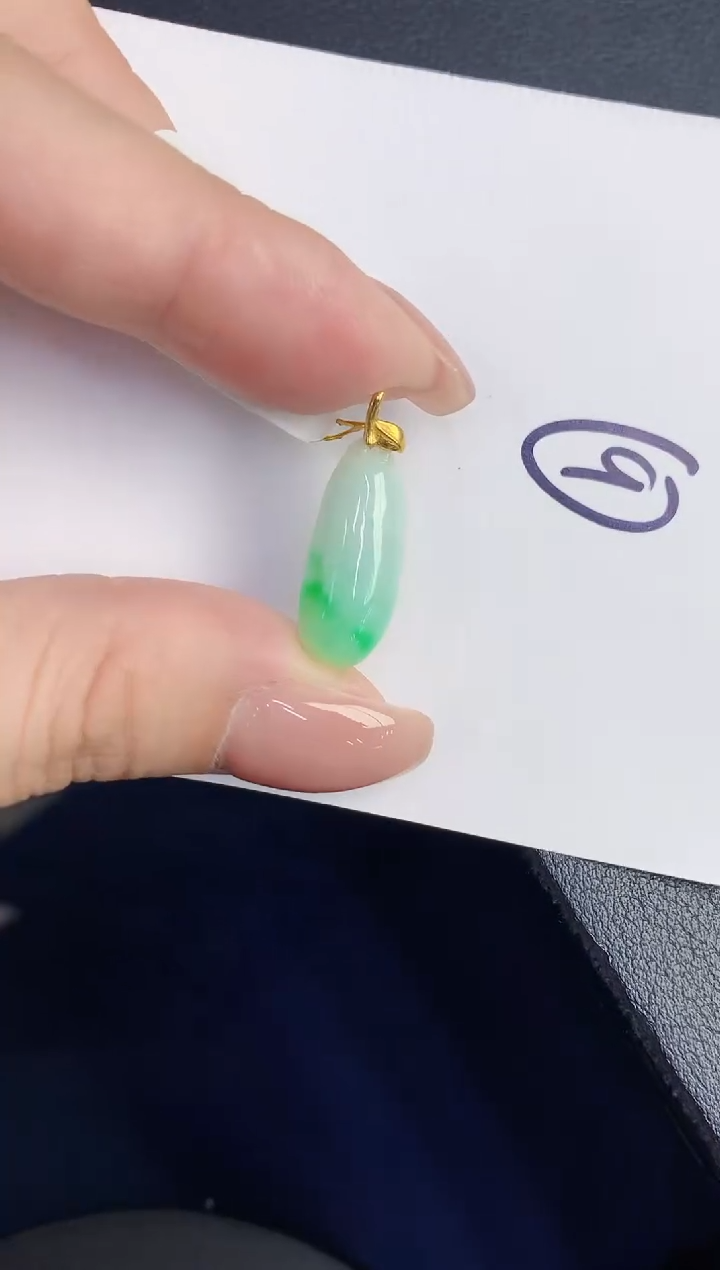 【闪购商品】翡翠颈饰18K金镶嵌0000000000