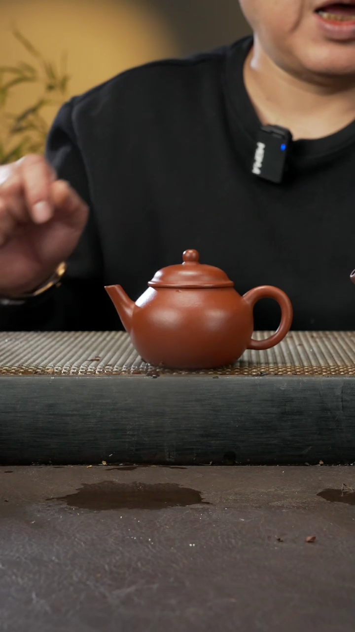 【闪购商品】紫砂茶壶赵庄朱泥 古莲子 110cc 065