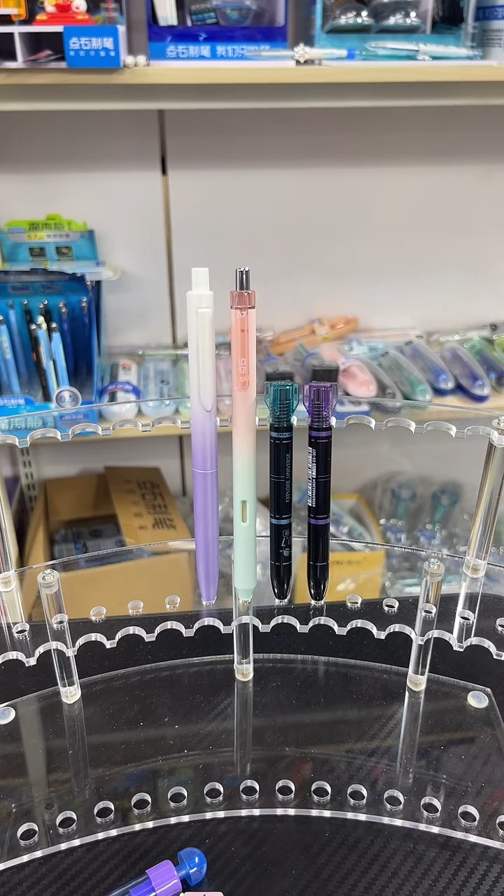 2支铅笔+2铅芯 （0.7）