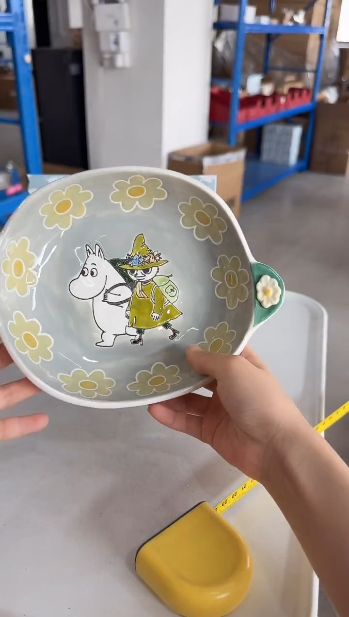 瓷片姆明手绘双耳盘（露营）