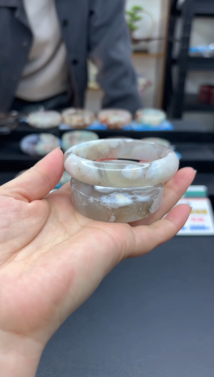 【闪购商品】石英质玉手镯未镶嵌C431(58圈赠送镯心)