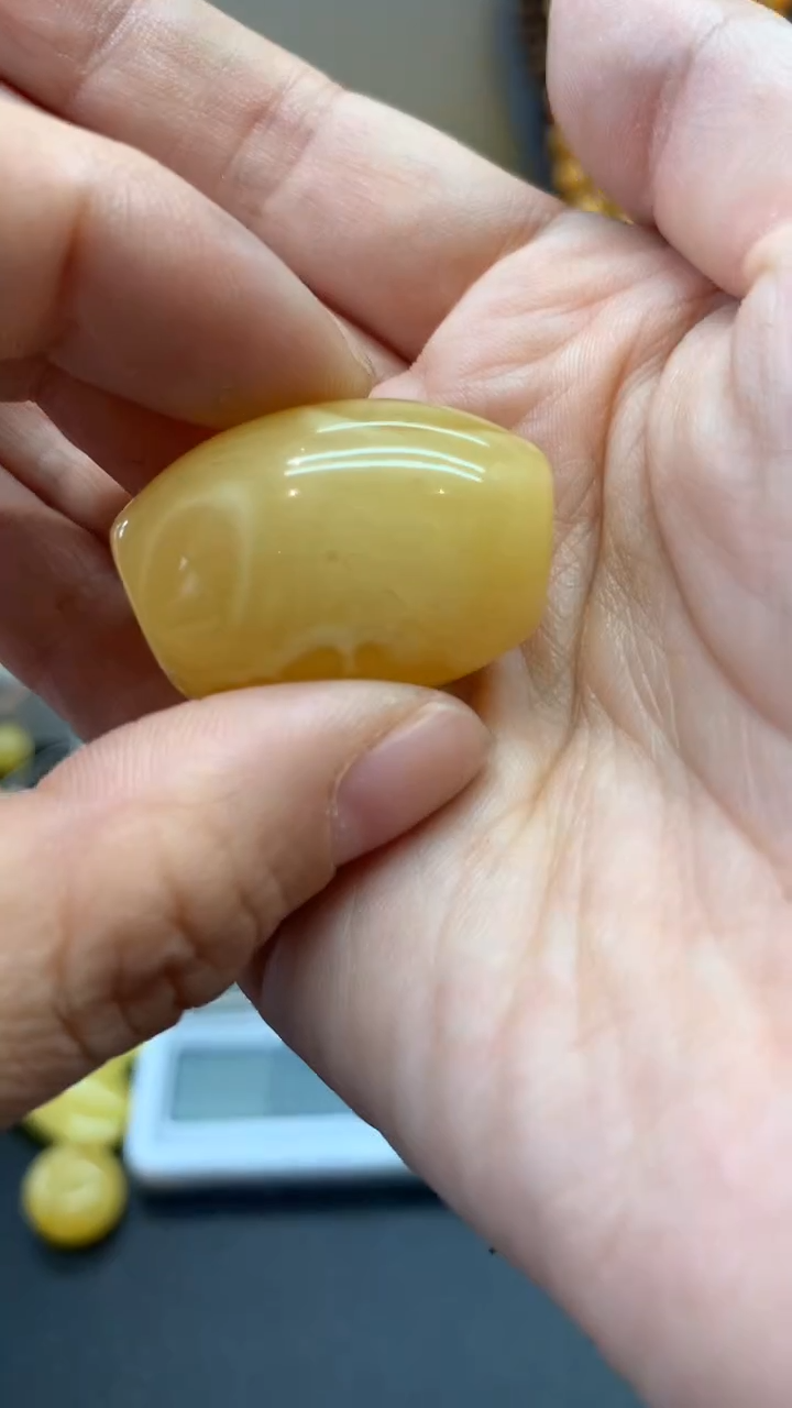 【闪购商品】未镶嵌琥珀珠宝奇石739