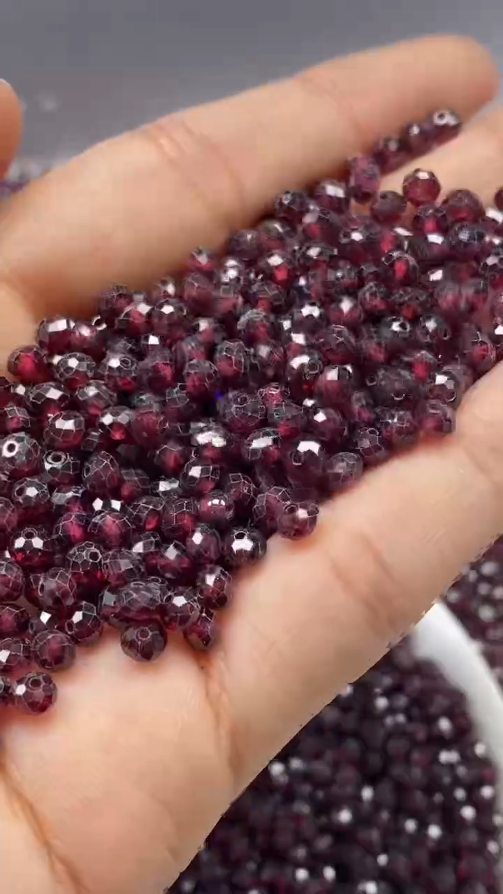 未镶嵌颈饰玛瑙/玉髓W61-石*榴*石算盘切面4*2mm*20颗