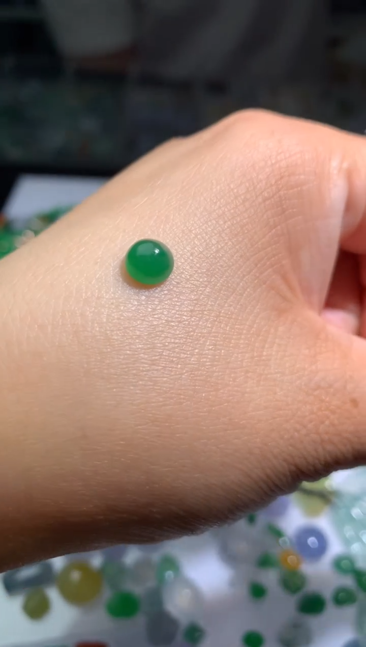 定制翡翠未镶嵌毛货