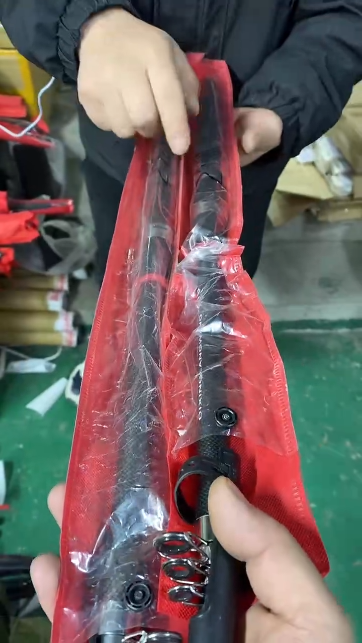 【2.1米红色】海竿两根送地插