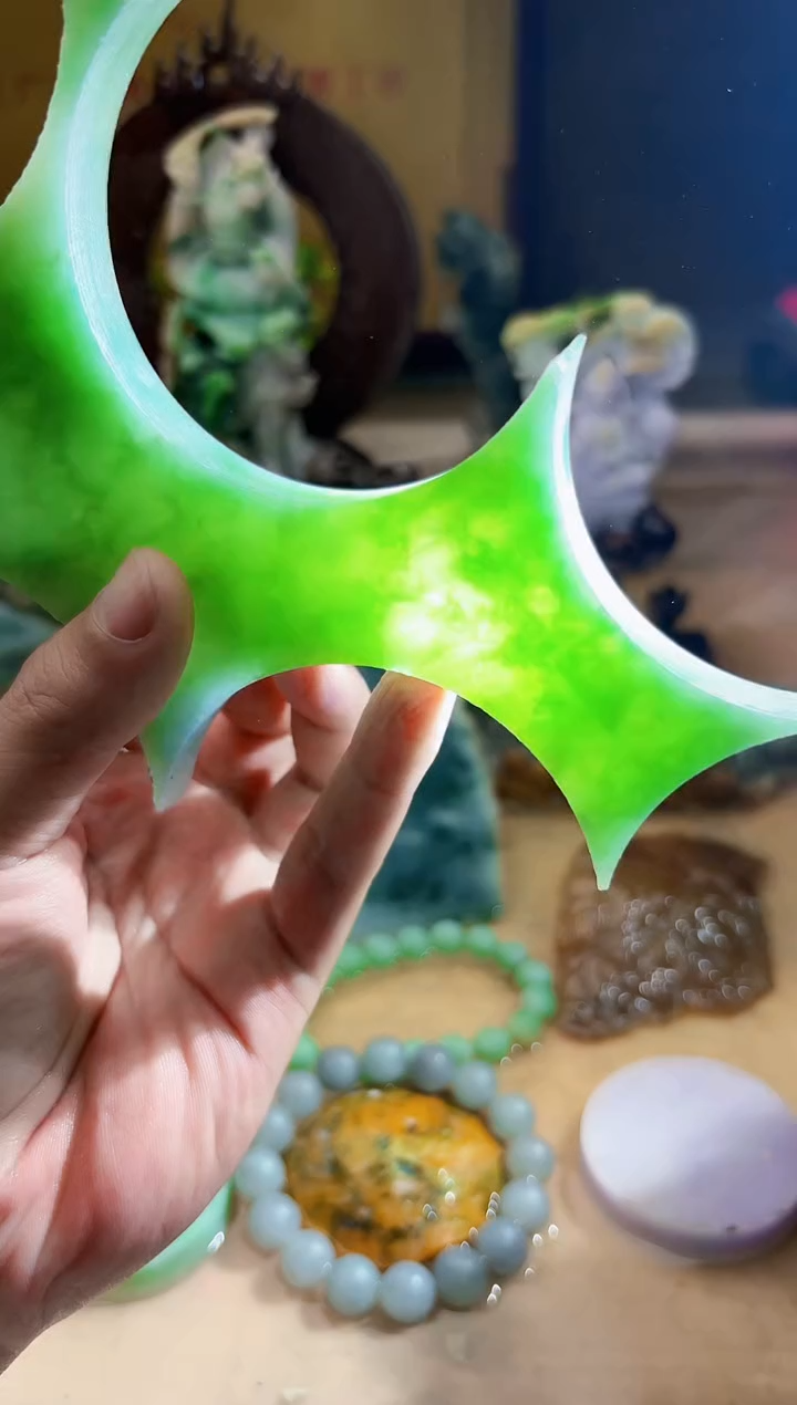 翡翠挂件未镶嵌A货张麦2816