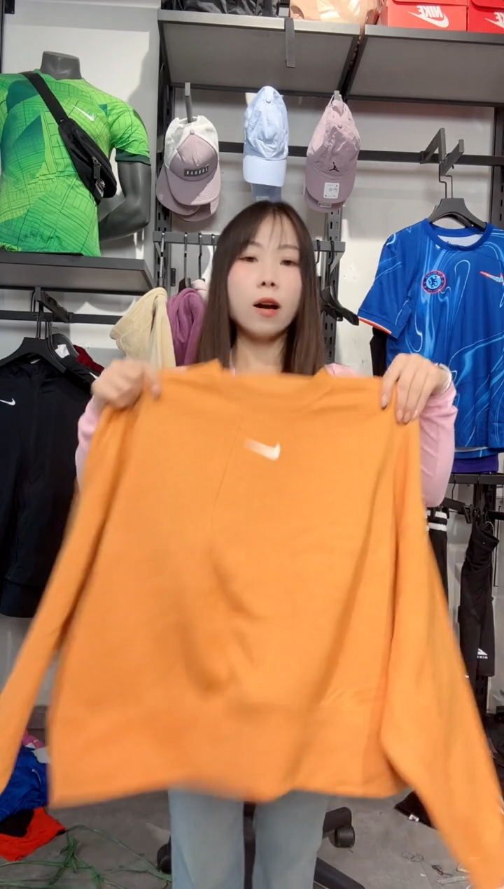 1557   编码 瑕疵款直播间过款为准 尺码M160