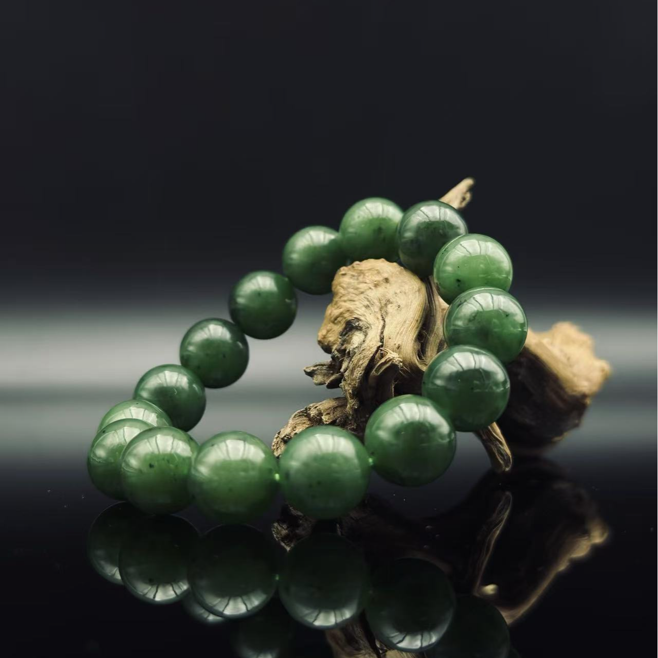 和田玉碧玉圆珠手串（12mm）2337