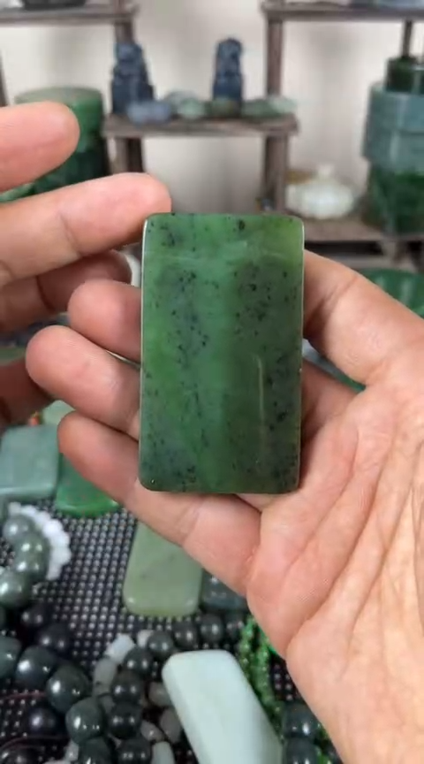 【闪购商品】和田玉珠宝半成品未镶嵌牌子