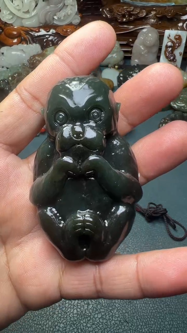 未镶嵌和田玉把件-