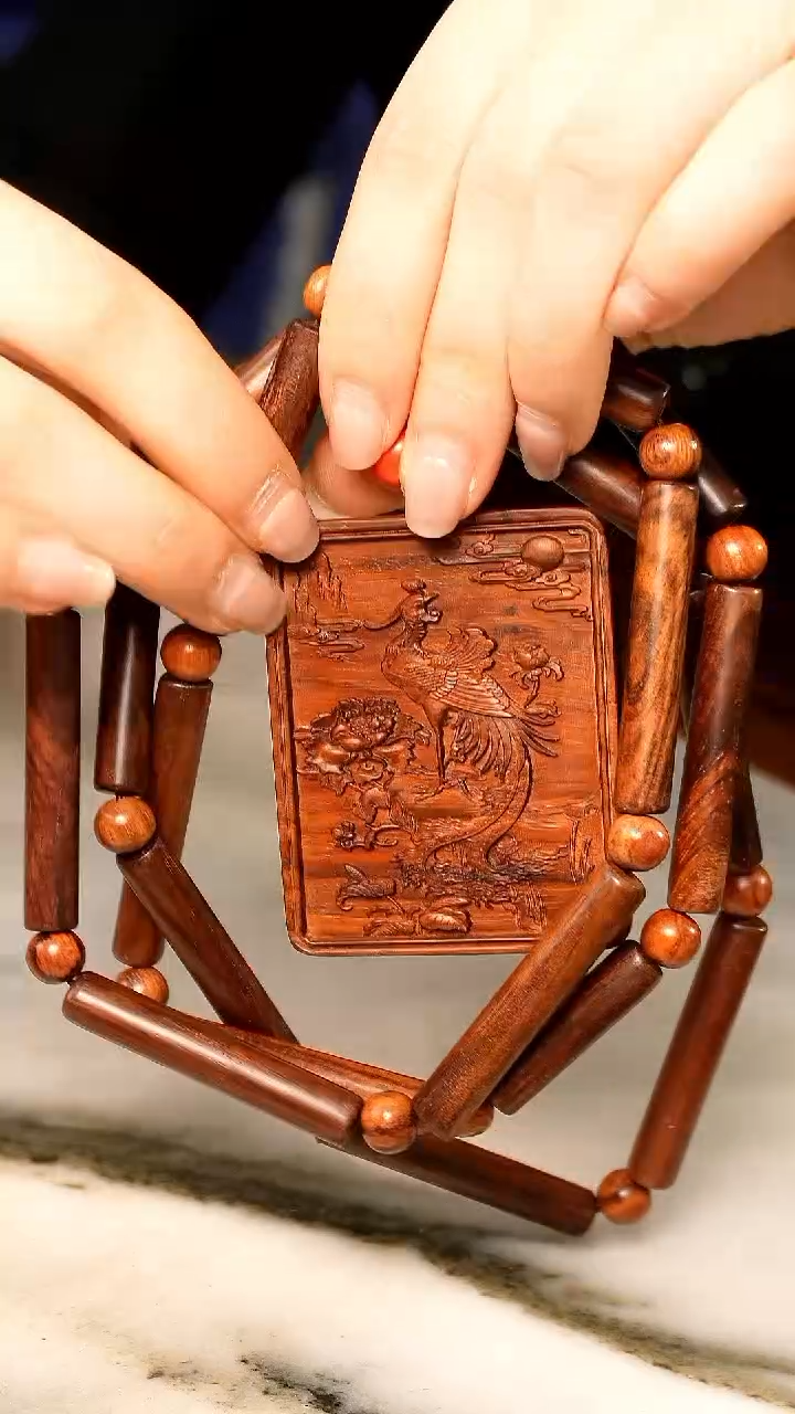 【闪购商品】黄花梨/降香黄檀海黄毛衣链