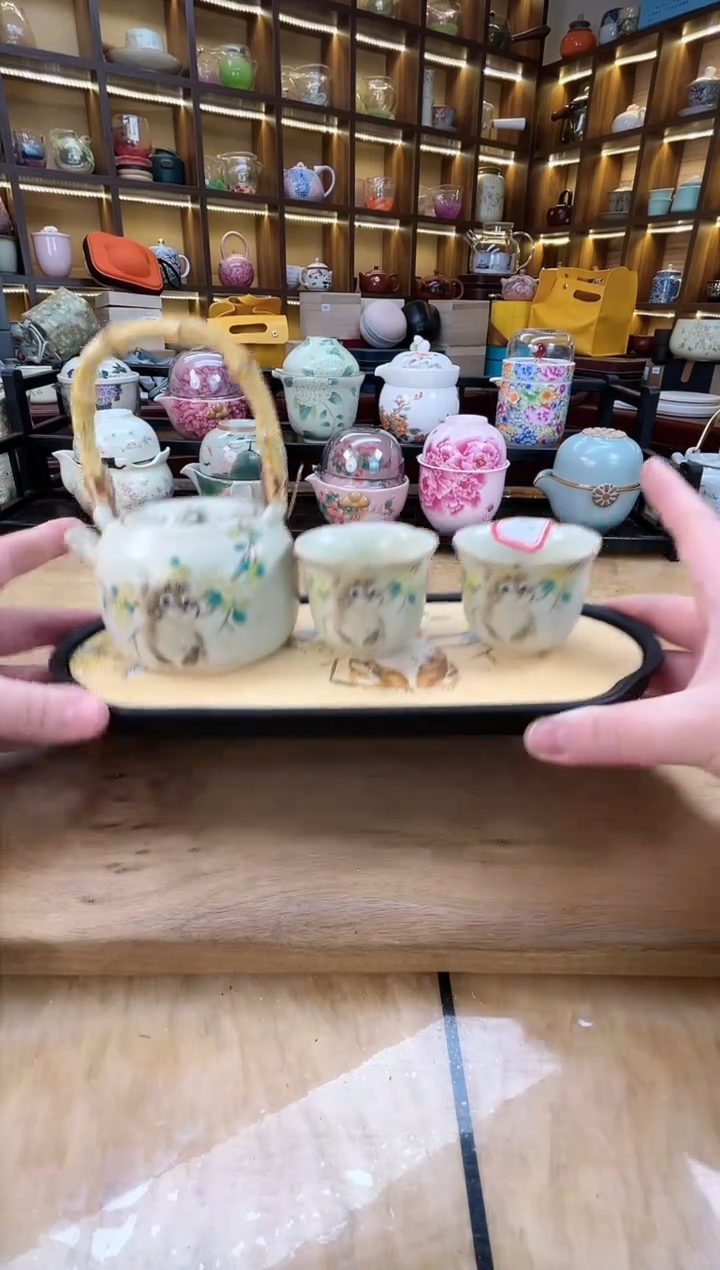 【闪购商品】黄汝猫咪1提壶2花口杯加猫咪盘