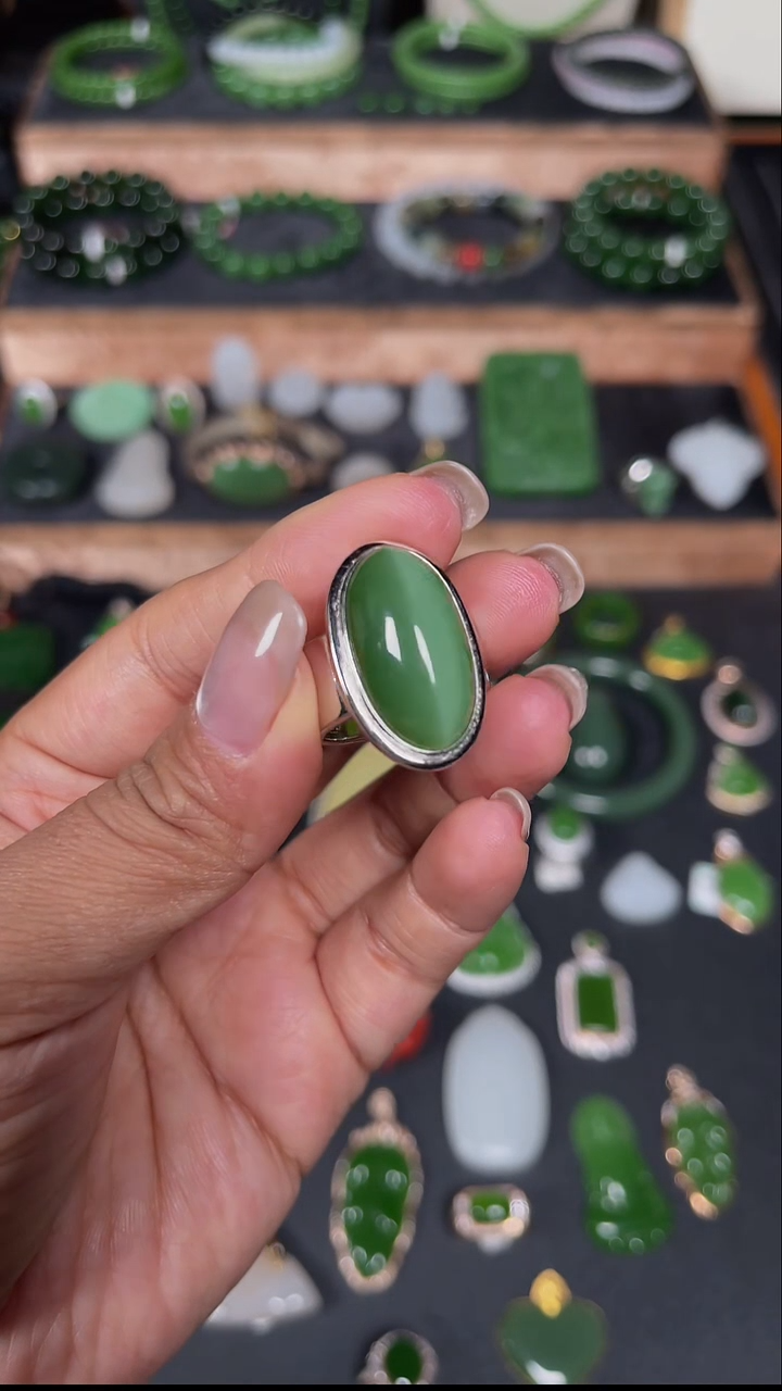 颈饰银S925镶嵌和田玉精品猫眼蛋面戒指