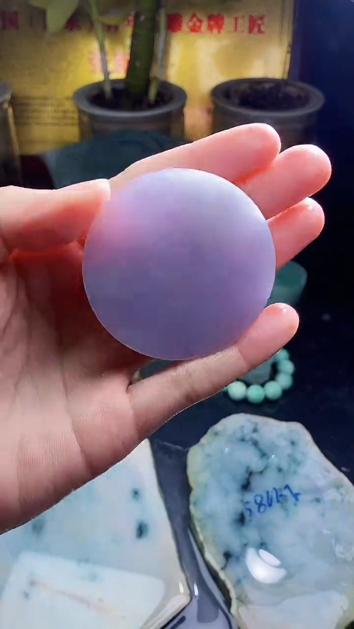 未镶嵌挂件翡翠小雨82