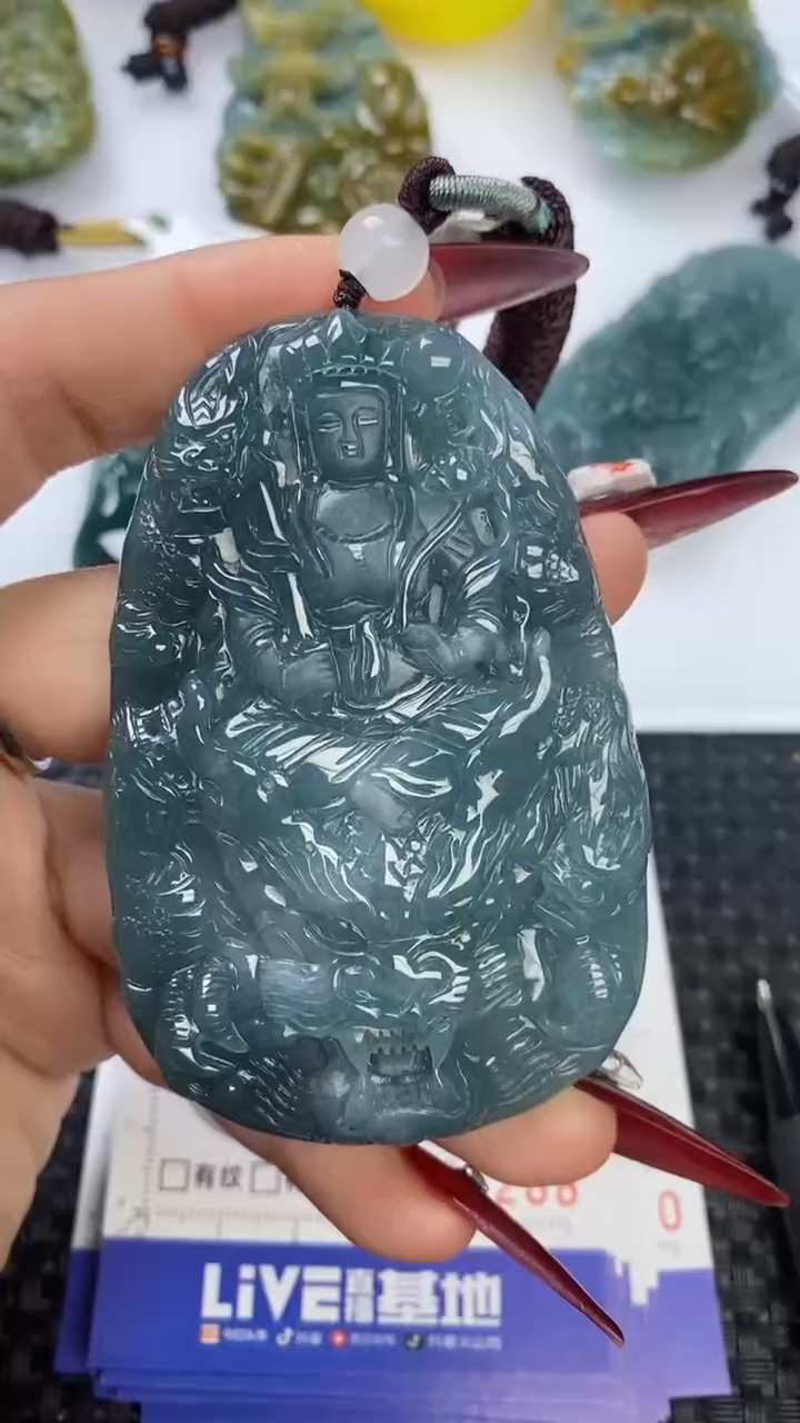 【闪购商品】翡翠颈饰未镶嵌1111111111111111