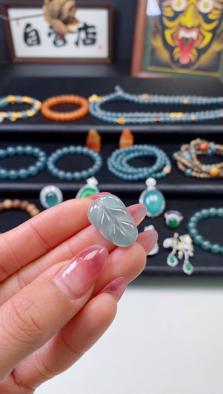 【闪购商品】翡翠颈饰未镶嵌0766651590