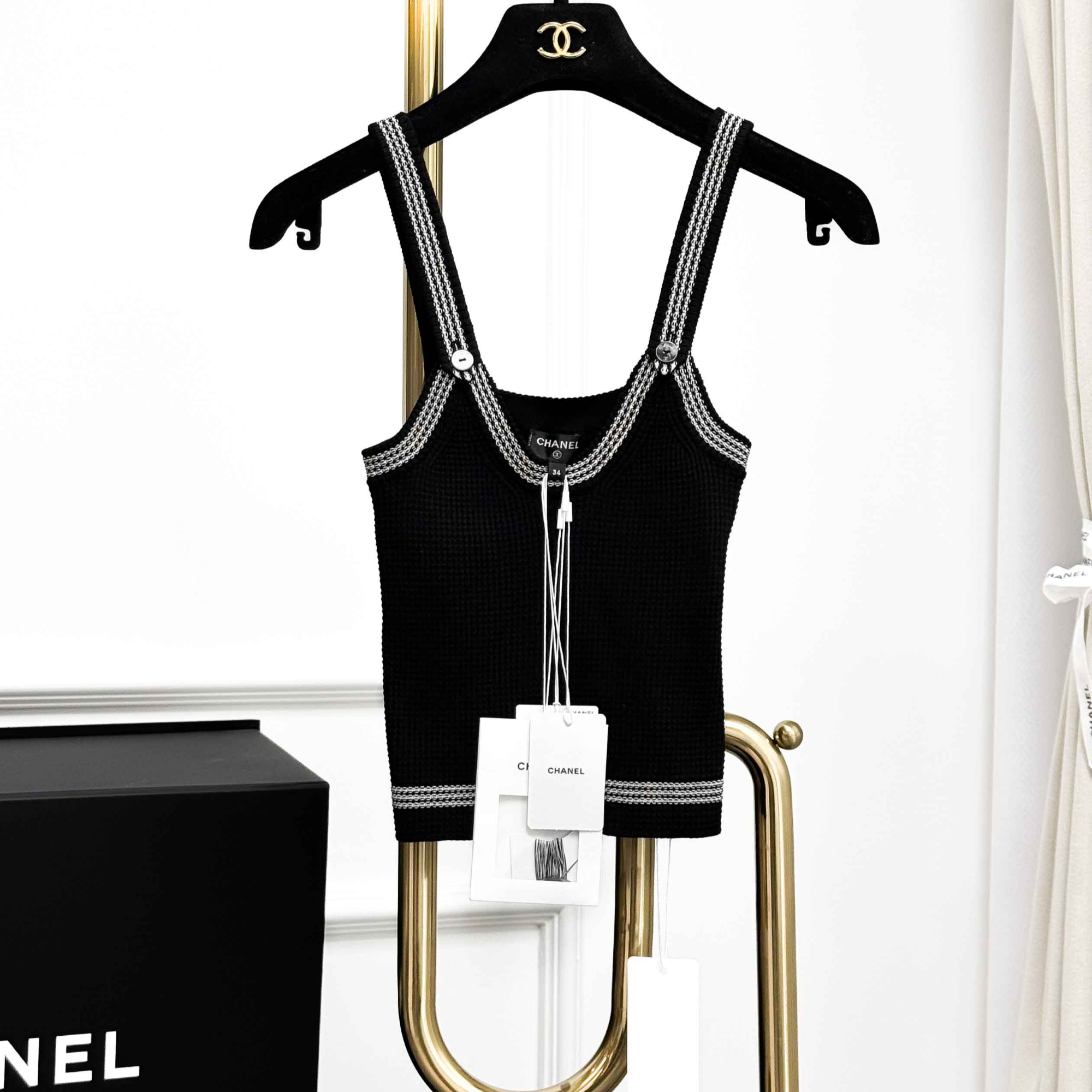99新 Chanel/香奈儿  34码 黑色拼白色边 针织 吊带