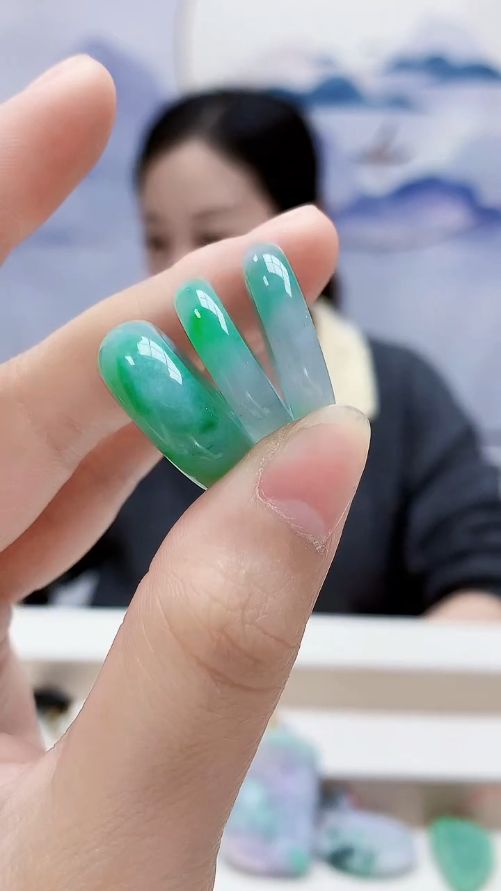 未镶嵌定制翡翠4852lr-毛货挂件50