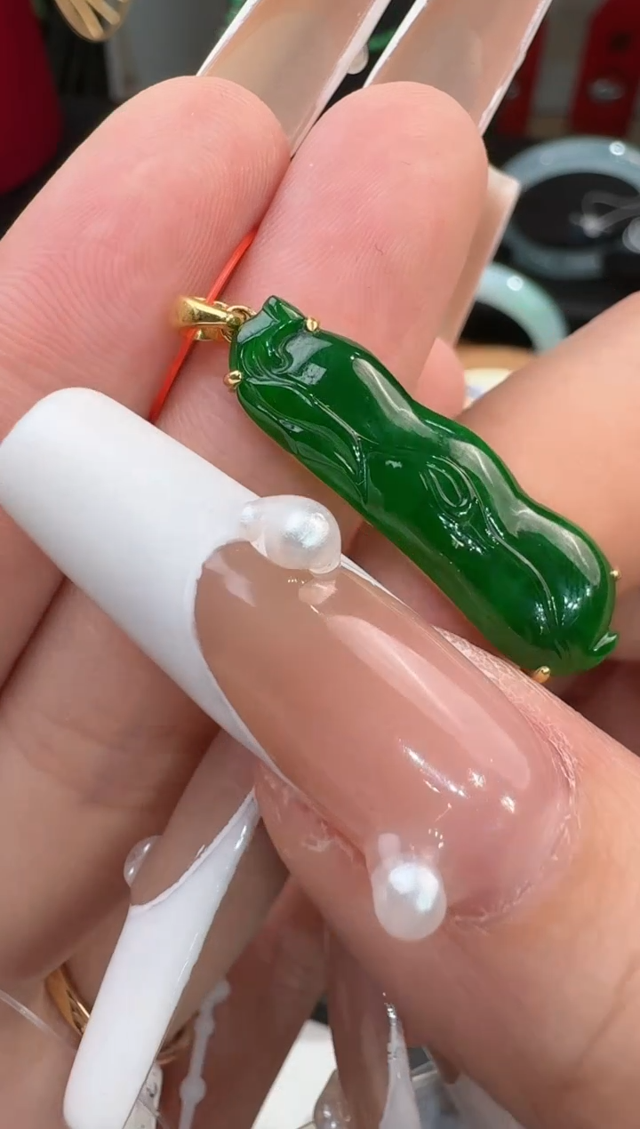 【闪购商品】翡翠颈饰18K金镶嵌挂件