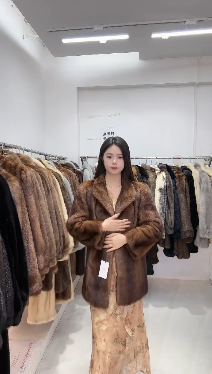 小橙子进口天然皮草