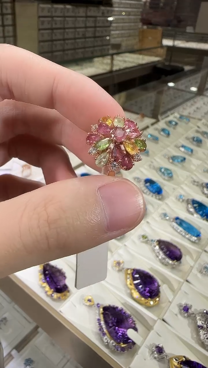 银S925镶嵌戒指碧玺繁花