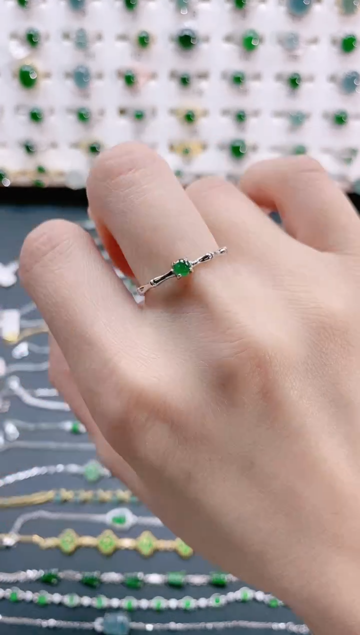 【闪购商品】翡翠戒指银S925镶嵌天然翡翠