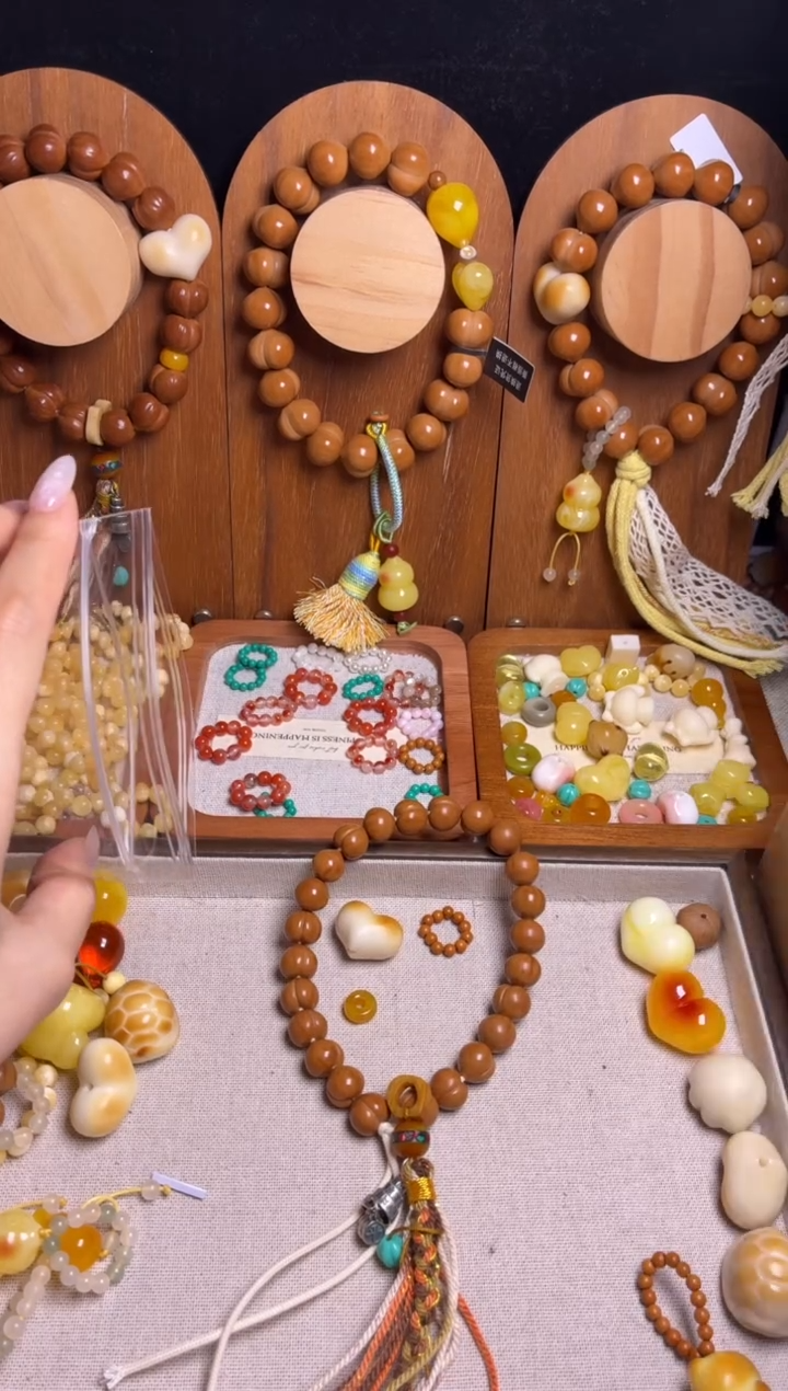 手串猴头核桃H****.全品纯手工龙岩做藏式风配饰一套