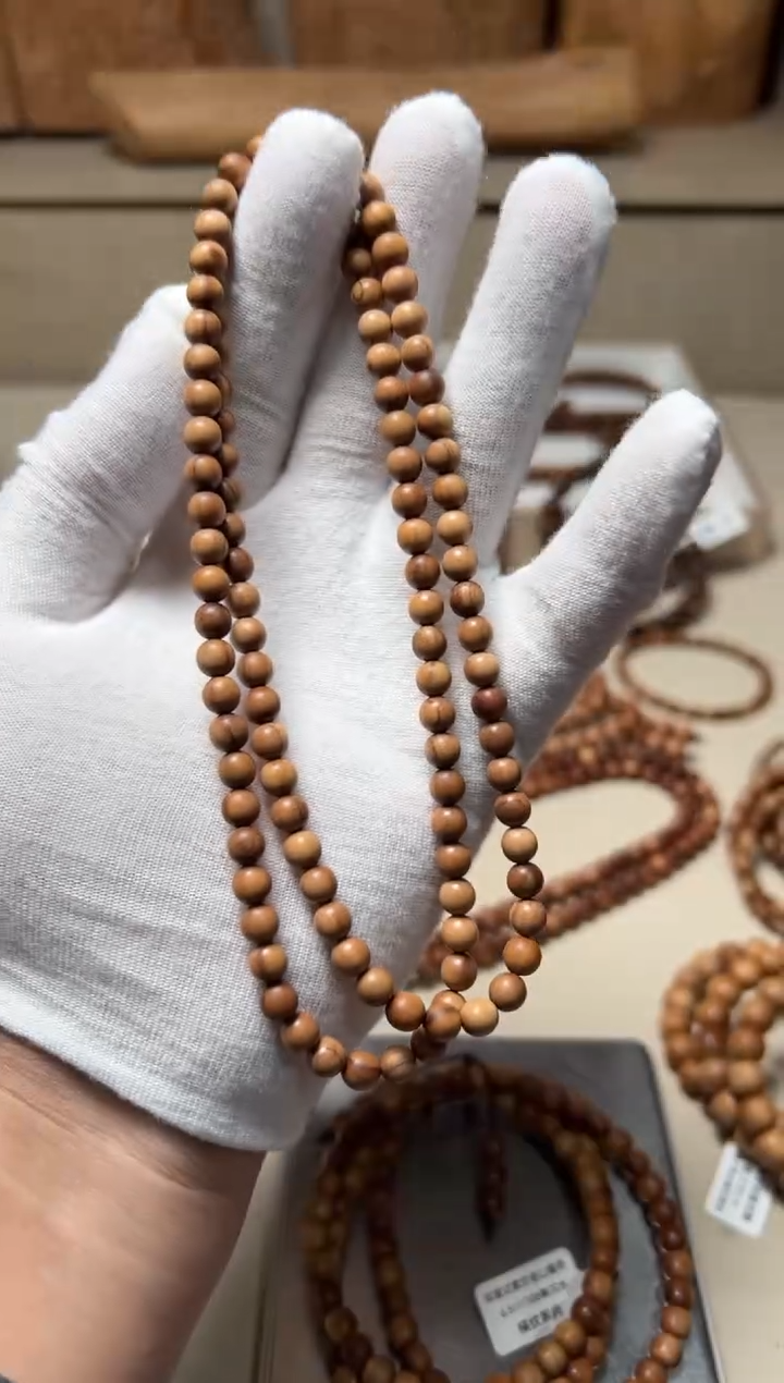 檀香木手串/手链四抛料0.6*108顺纹福利款