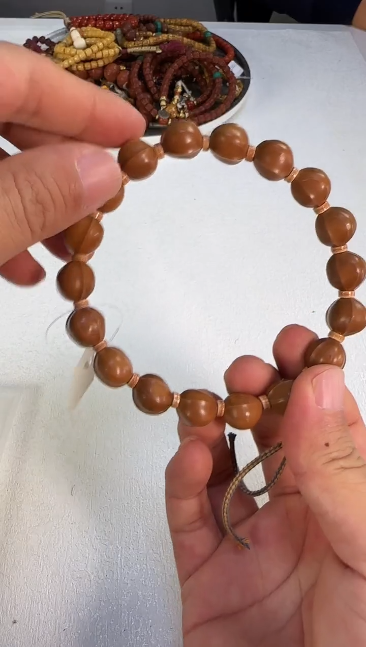 手串橄榄核13尺寸鲨鱼背