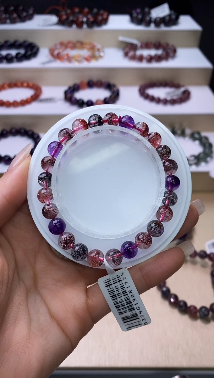 【闪购商品】水晶手链未镶嵌黑加仑超七7m+