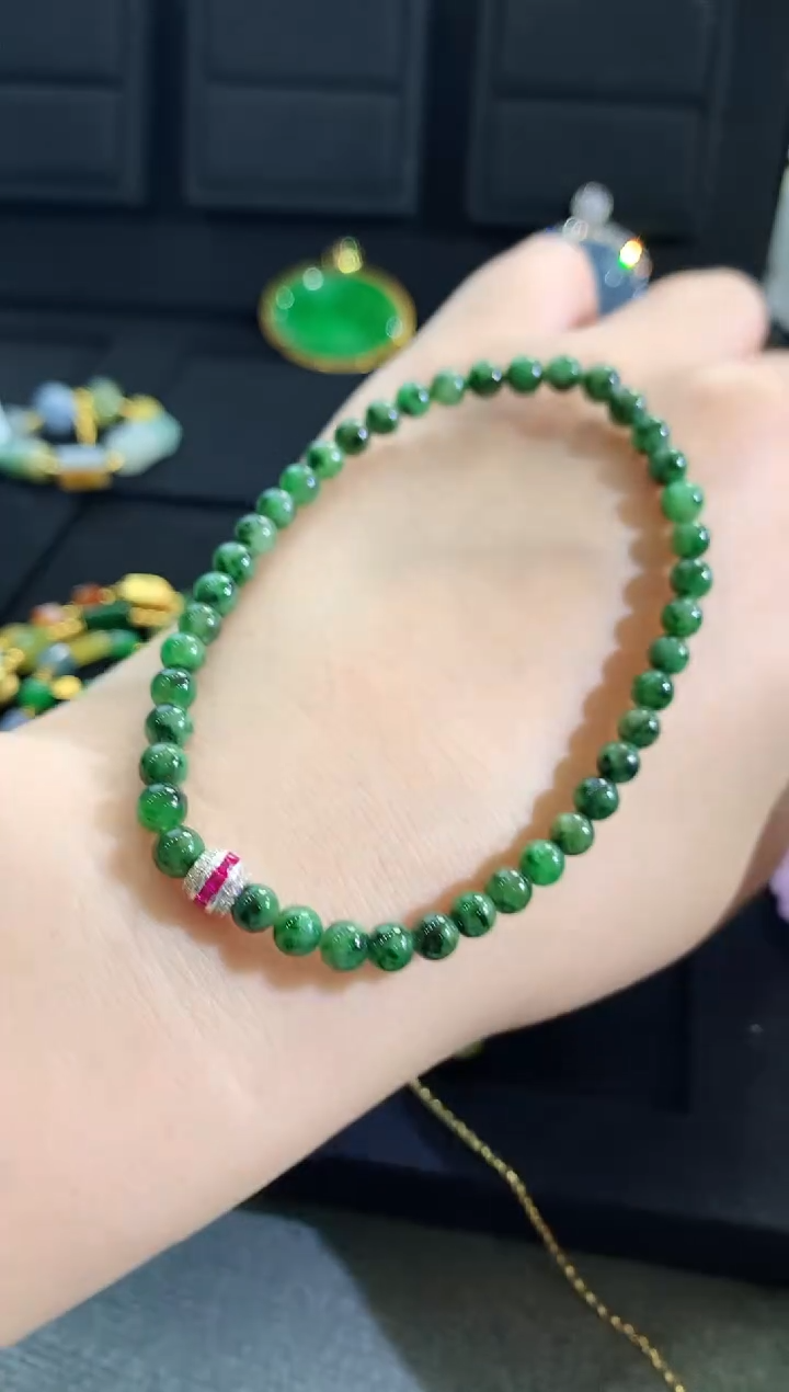 【闪购商品】翡翠手串未镶嵌手饰