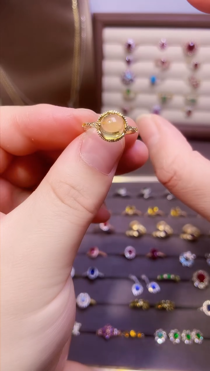 【闪购商品】黄晶手绳未镶嵌一枚