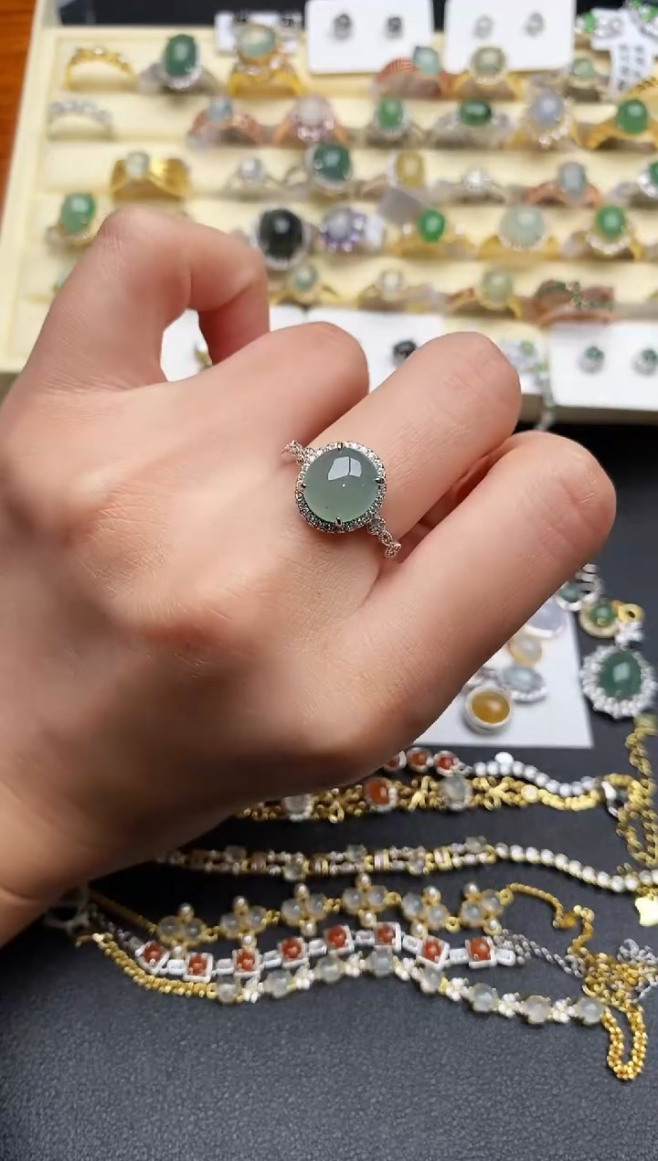 【闪购商品】翡翠戒指银S925镶嵌6666666+4