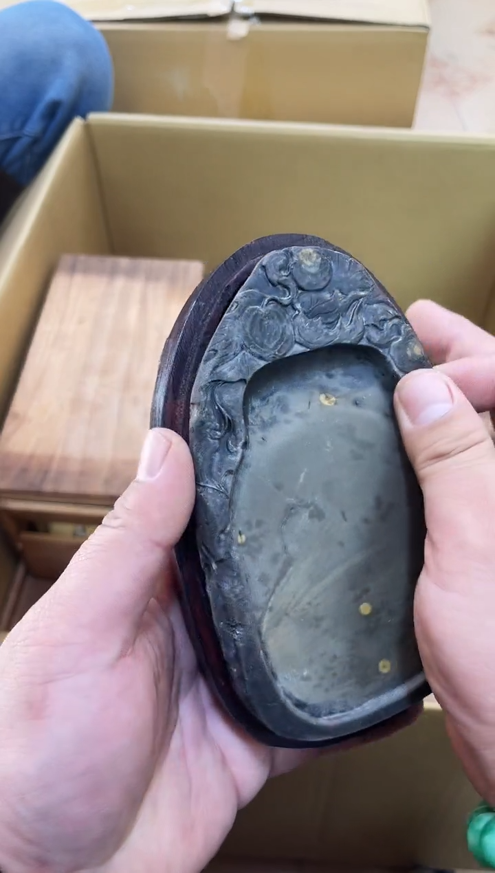  如图所示 阁集工艺品