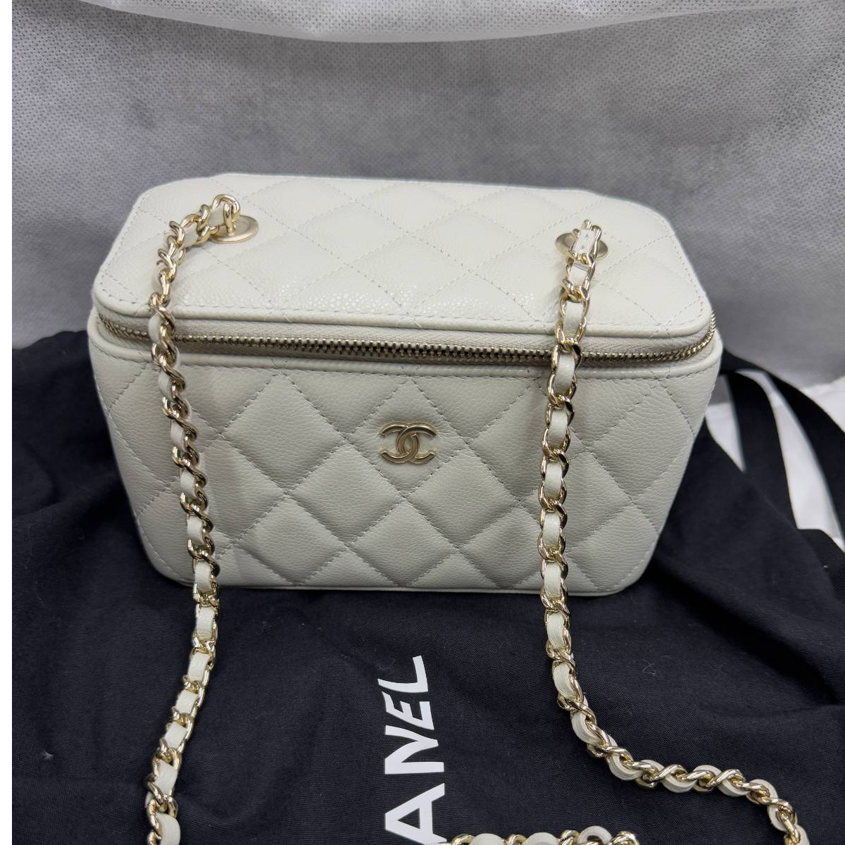 99新 Chanel/香奈儿 【小花Han】24b荔枝皮奶灰色浅金扣化妆盒