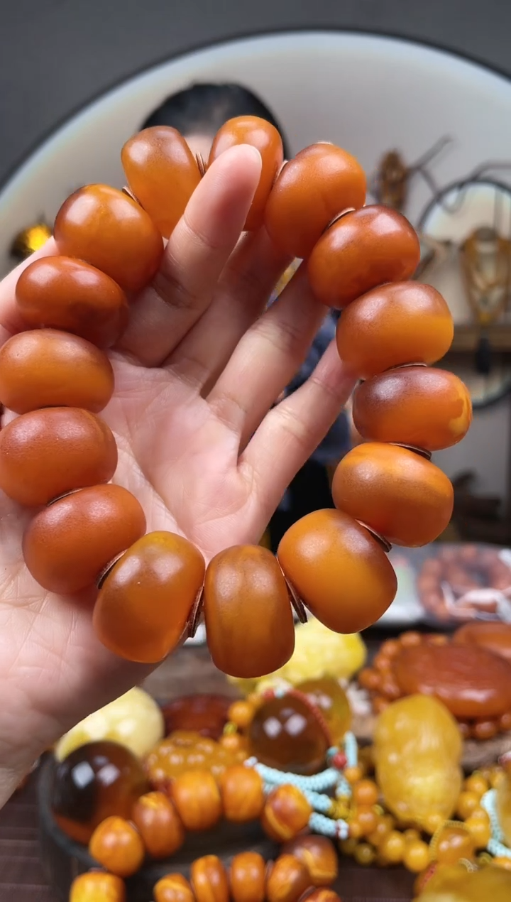 【闪购商品】琥珀裸石未镶嵌首饰 假1赔4 （多样性发货1件