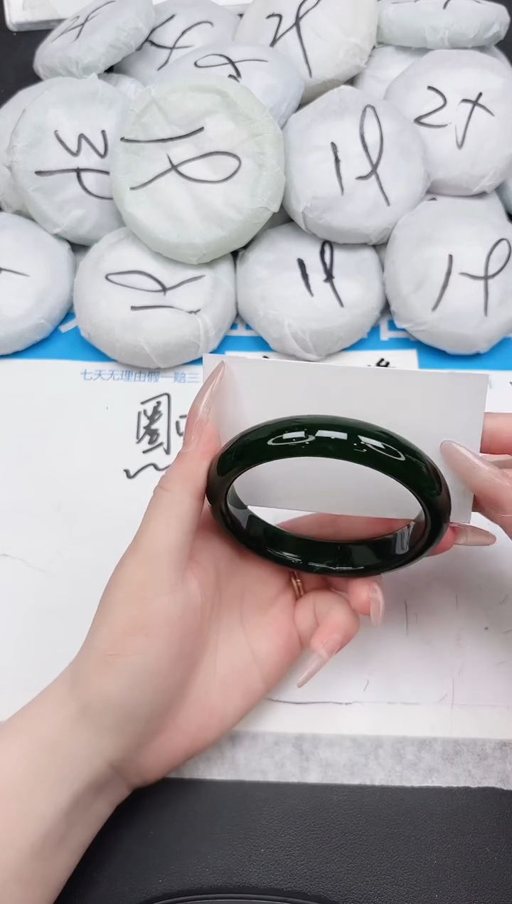 女款东凌手镯21-62