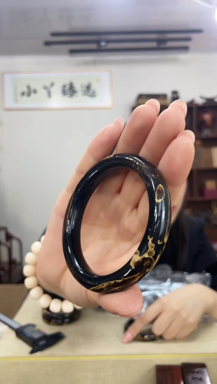 乌木类t****k746六六木镯子60圈口木木木