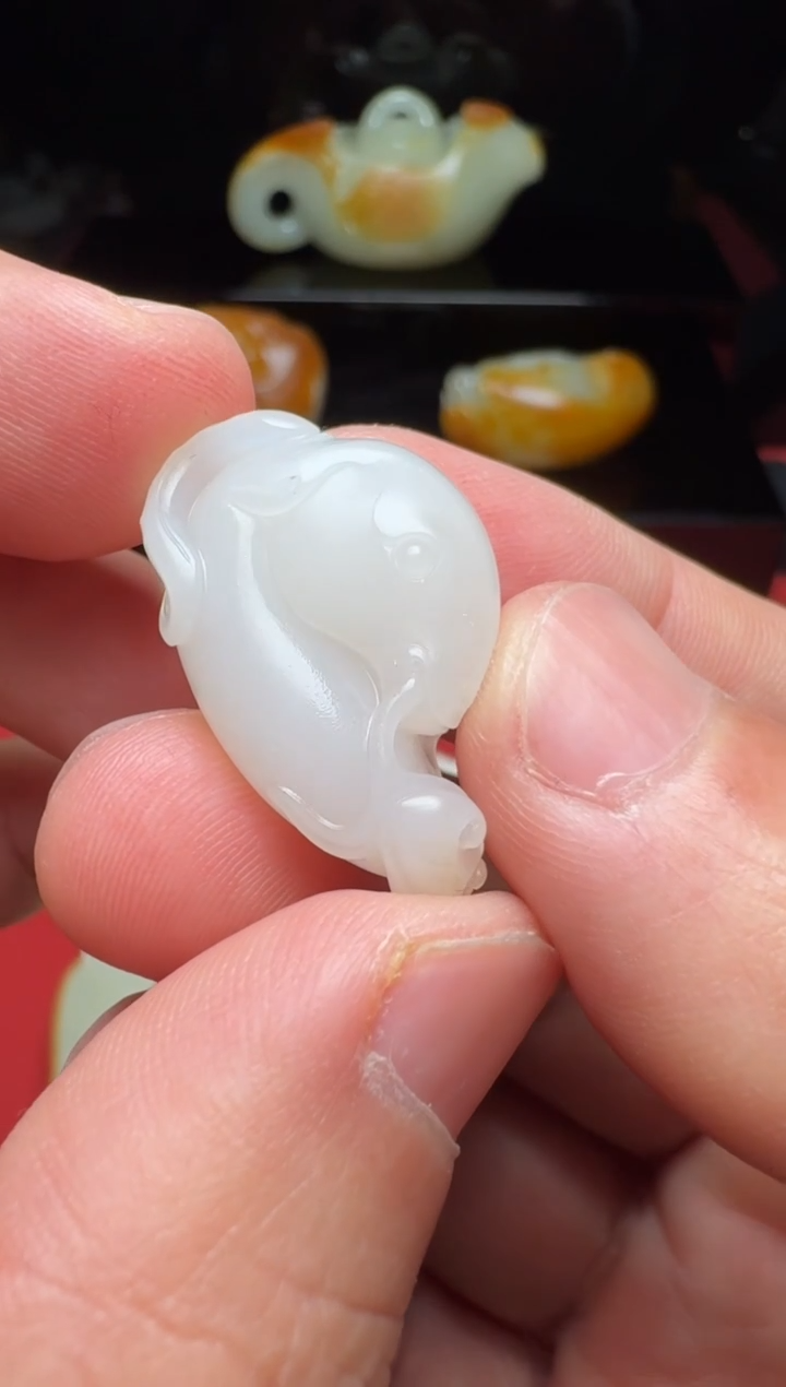 颈饰未镶嵌和田玉和田玉 洋洋如意