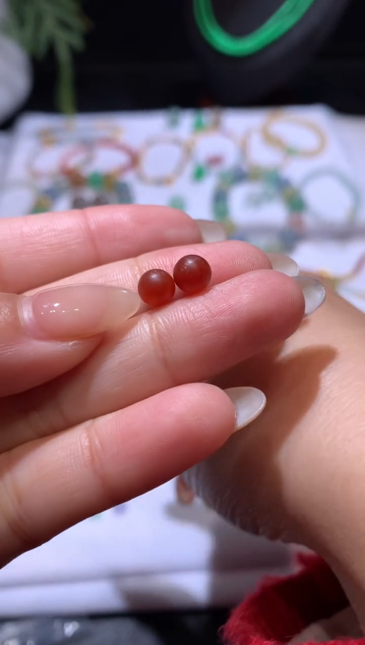 【闪购商品】定制翡翠未镶嵌5.8珠子